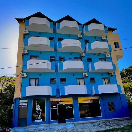 Hotel Adriatik Shëngjin Екстериор снимка