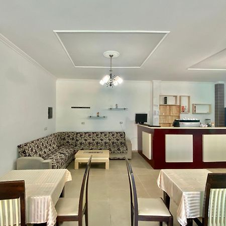 Hotel Adriatik Shëngjin Екстериор снимка