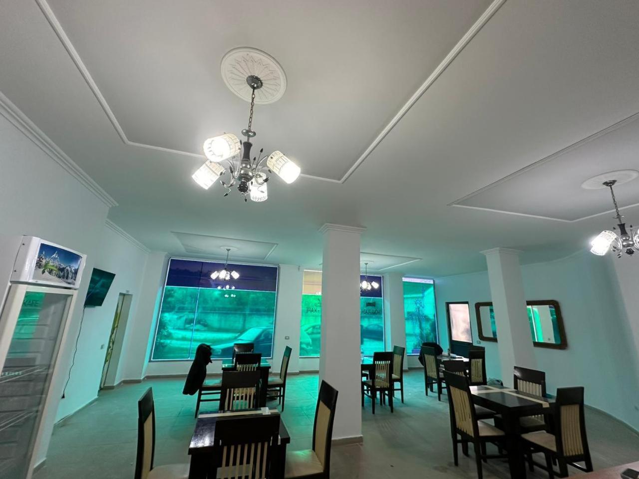 Hotel Adriatik Shëngjin Екстериор снимка